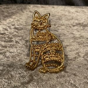 Vintage Gold Cat Pin